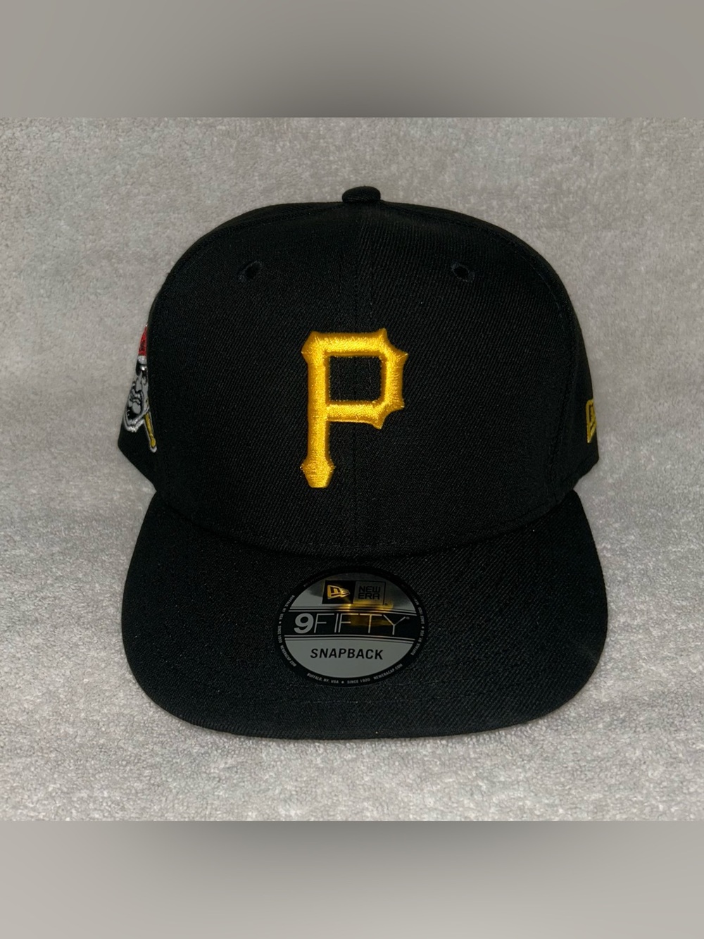 New Era Pittsburgh Pirates 9FIFTY Snapback – Black/Gold – New with Stickers